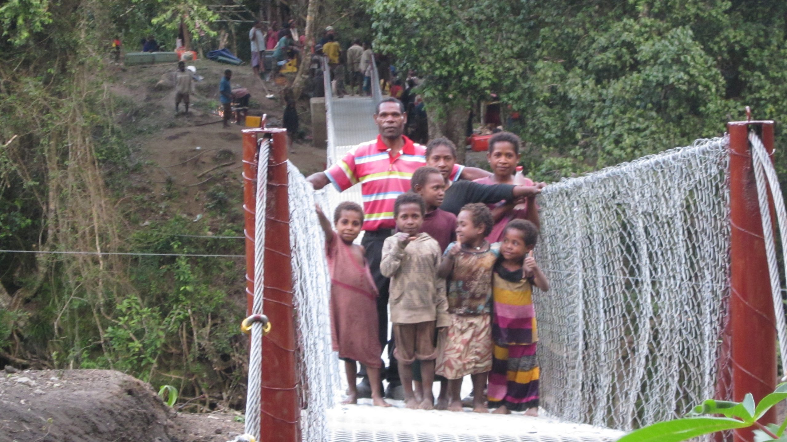 Footbridge construction in PNG